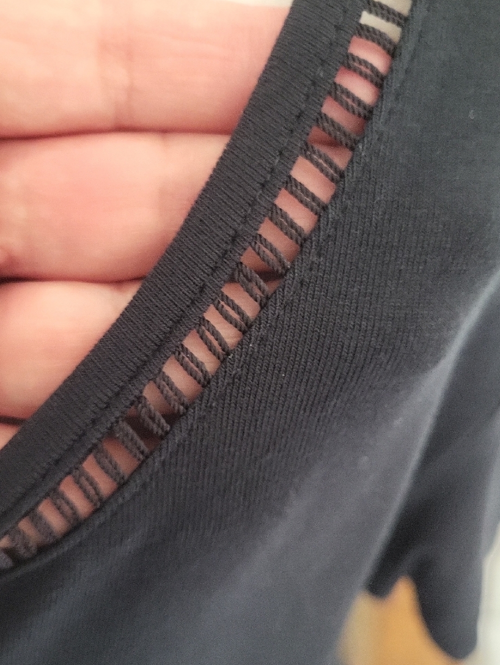 Tommy Hilfiger NavyScoop Neck Short Sleeve Top With Neckline Cutout - Picture 3 of 6